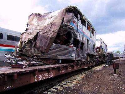train smash crash wreck